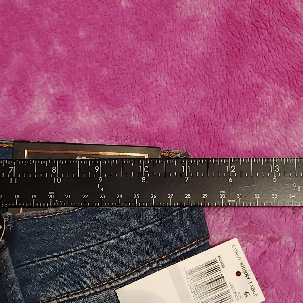 Dollhouse these jeans